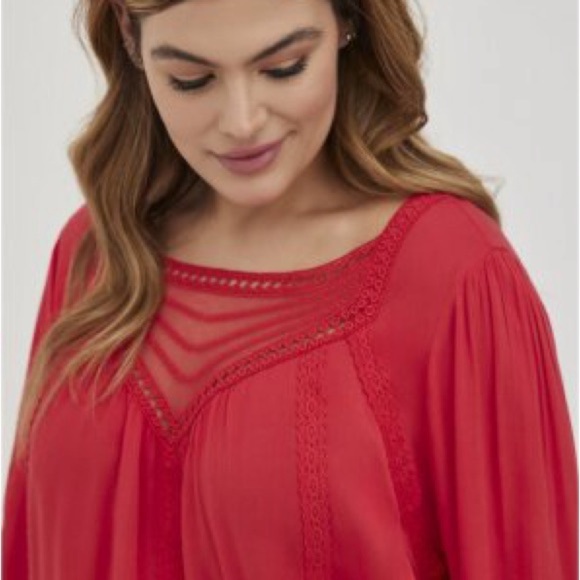 Torrid Red Lace 3/4 Length Sleeve Button Back Blouse Size 3X - Picture 10 of 10